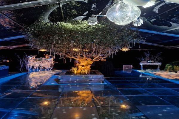 glass mirror dancefloor